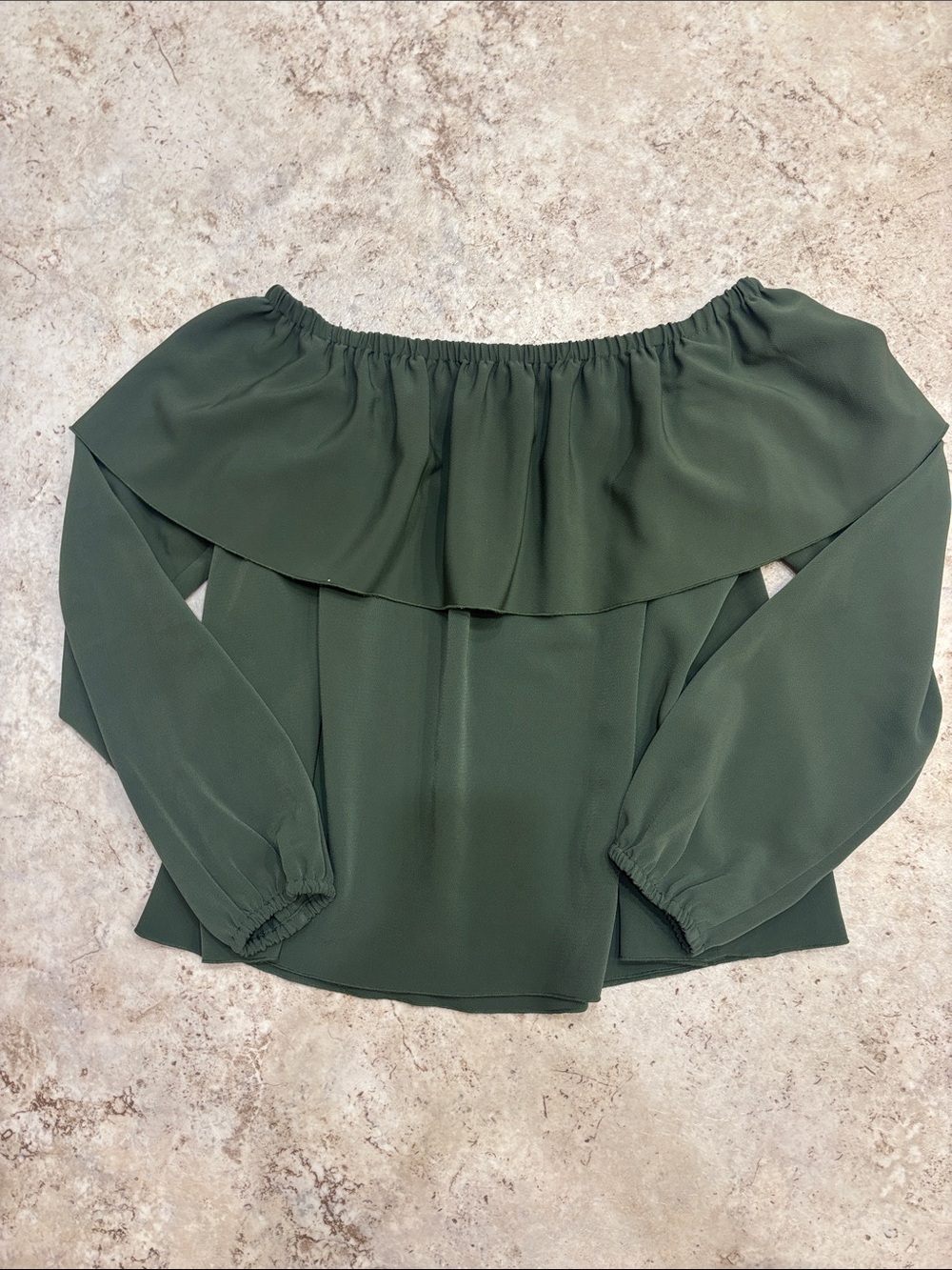 Wilfred Aritzia Off the Shoulder Army Green Top